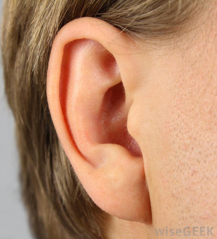 在耳垂手术中我能期待什么(What can I Expect During Ear Lobe Surgery)？图2